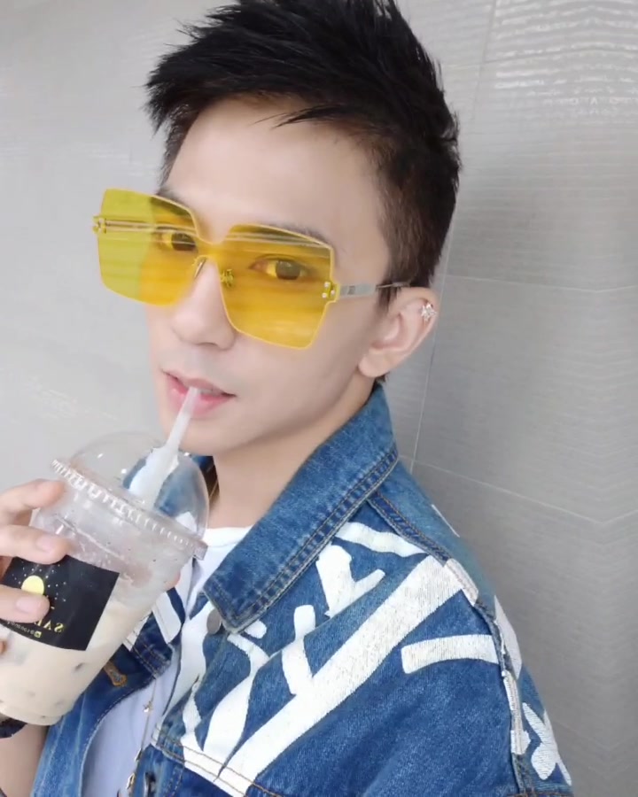 @鈞鈞