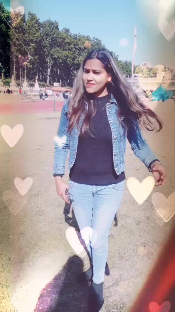 @UrvashiAmmY