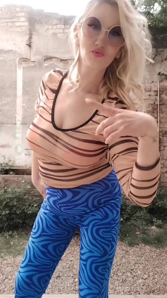 @Maria