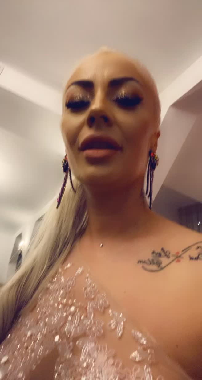 @Priv3e