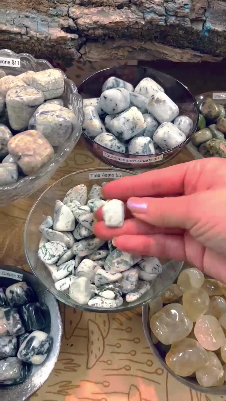 @RubysHouseofCrystals
