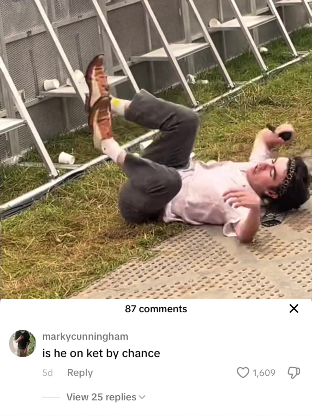 @m4kemeyourqueen