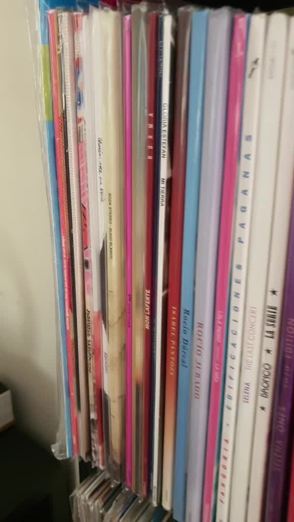 @omar.n.vinyl