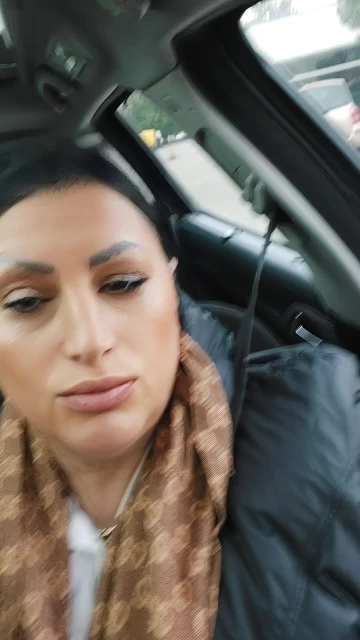 @Elisaaaaa