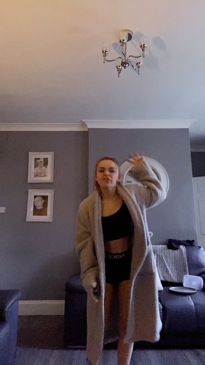 @uh.daisylou13444