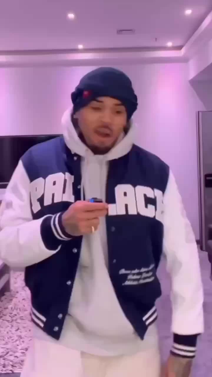 @CHRIS BROWN 🎥🎧