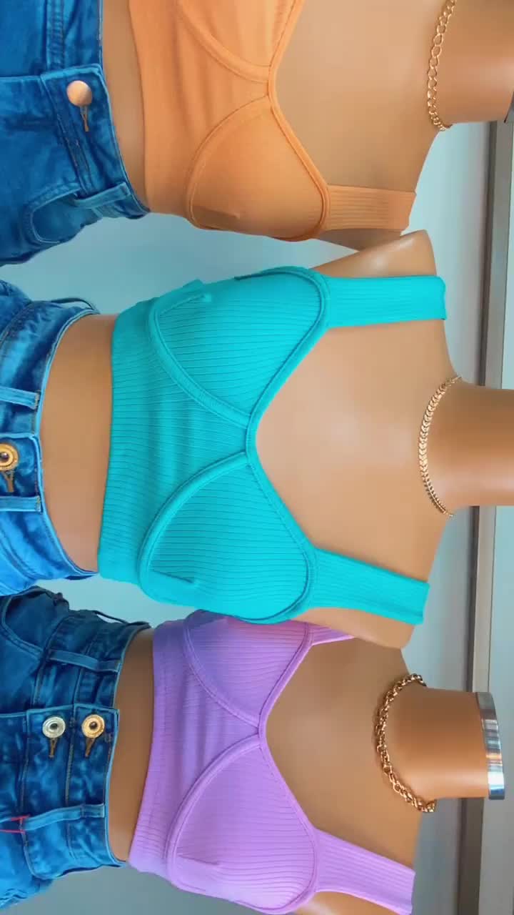 @DAILY OUTFIT CLOTHES 2022