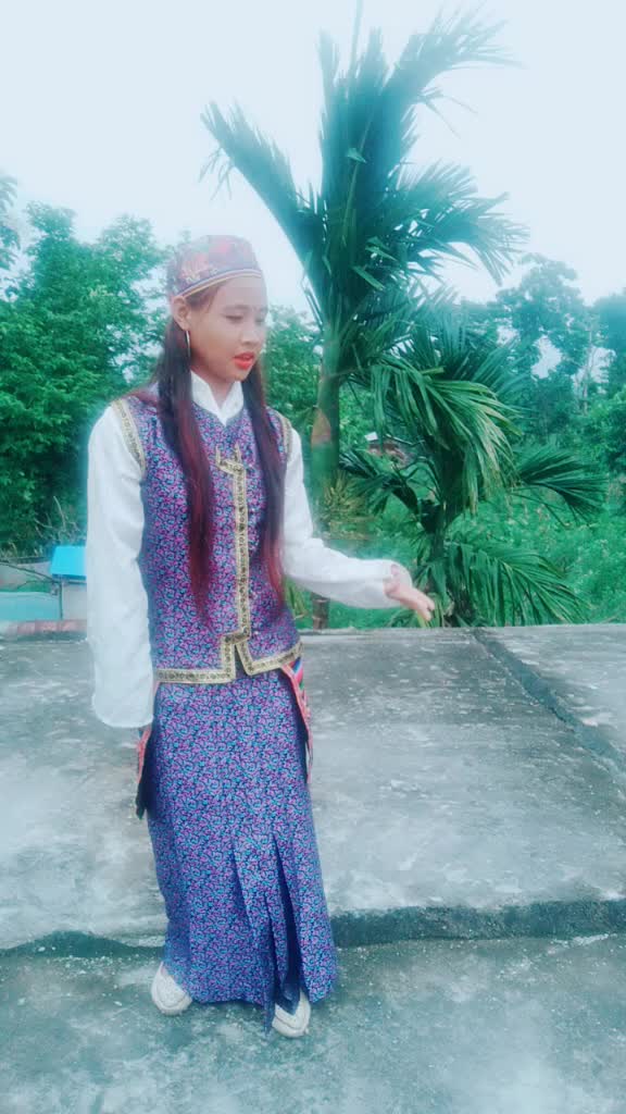 @biinii gurung