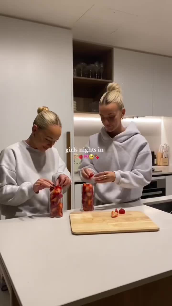 @lootlakelala