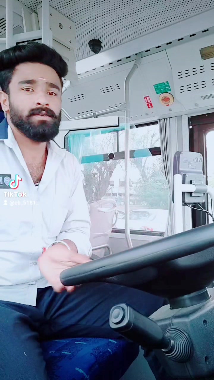 @അധോലോകക്കാരൻ