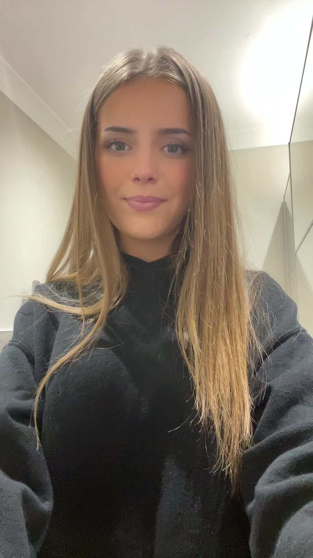 @godmdksjsnsj