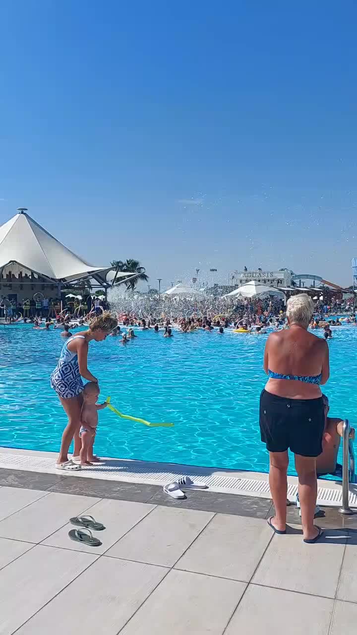 @MiraRoseDemir