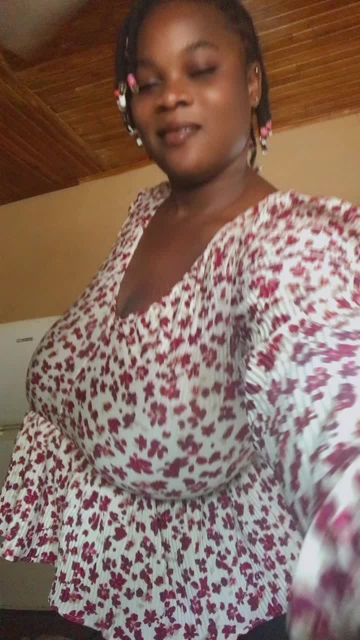 @akosuahbintu1