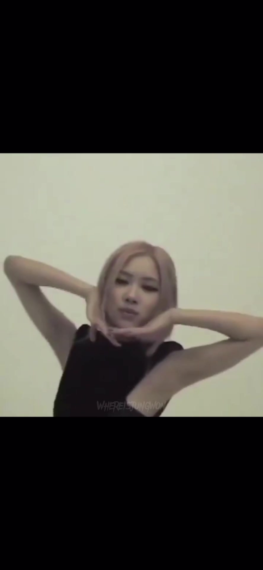 @LILY