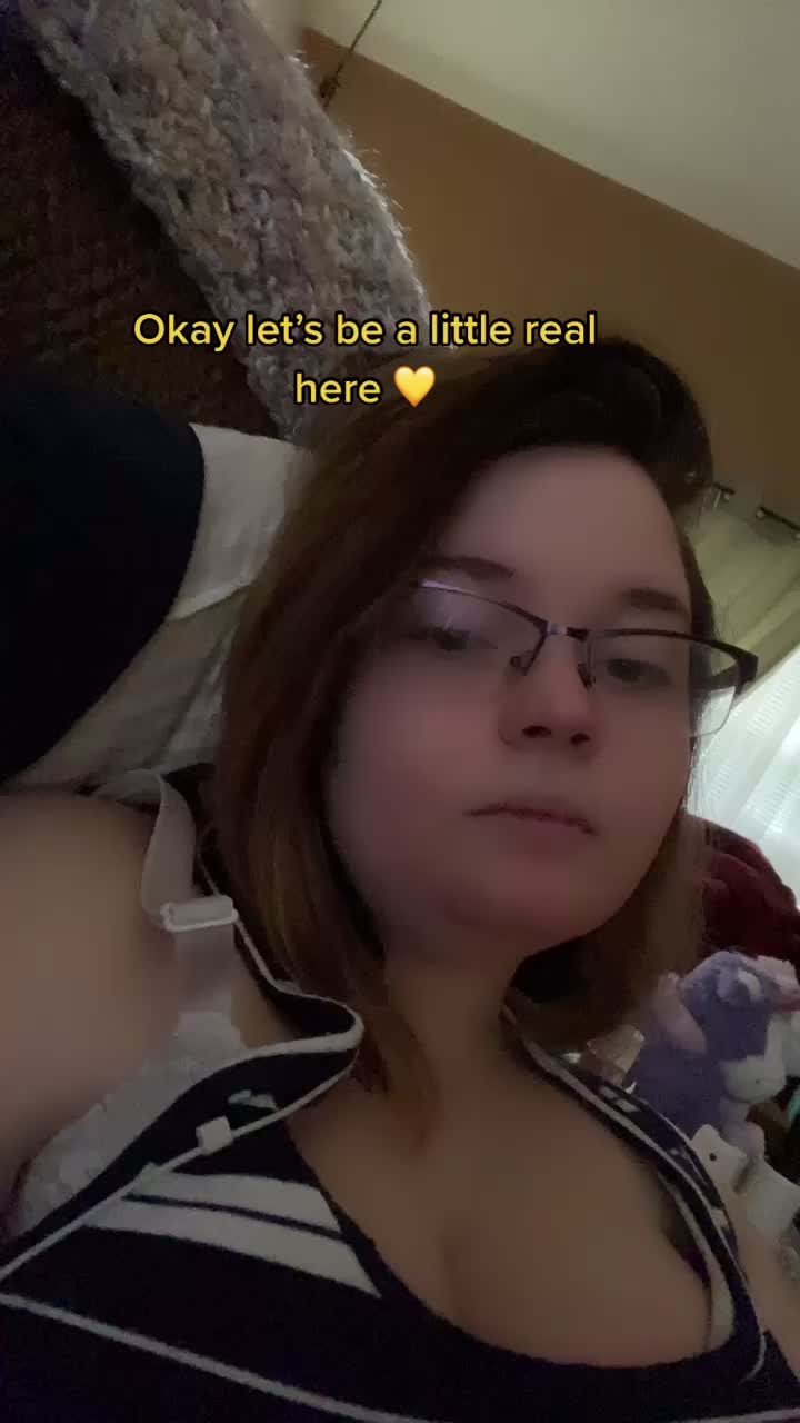 @curvygirlcommunity