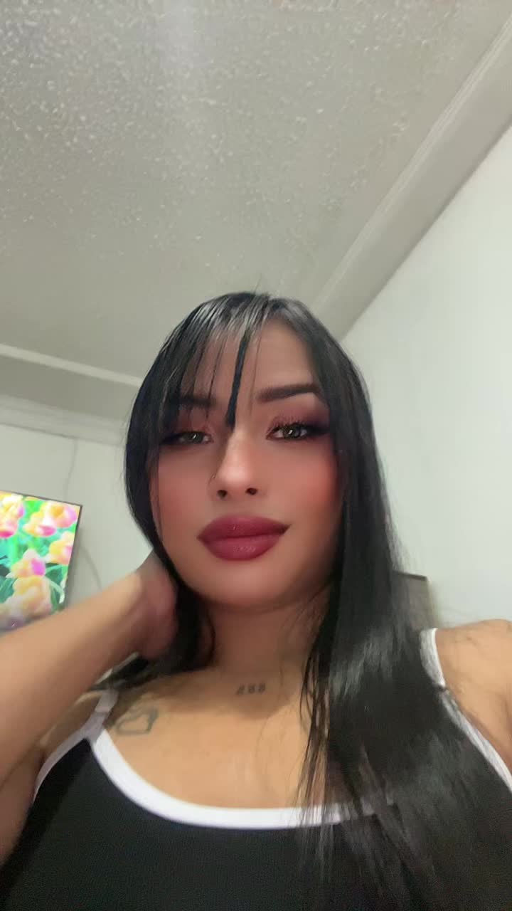 @Viviana