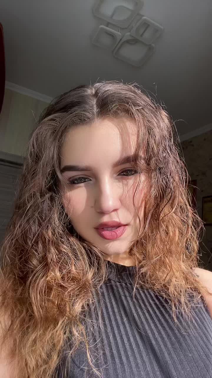 @Полинс