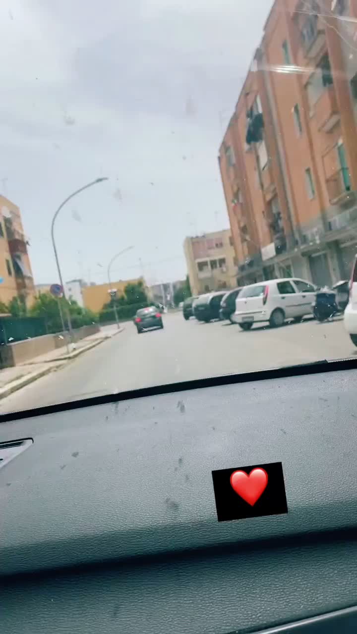 @Noemi