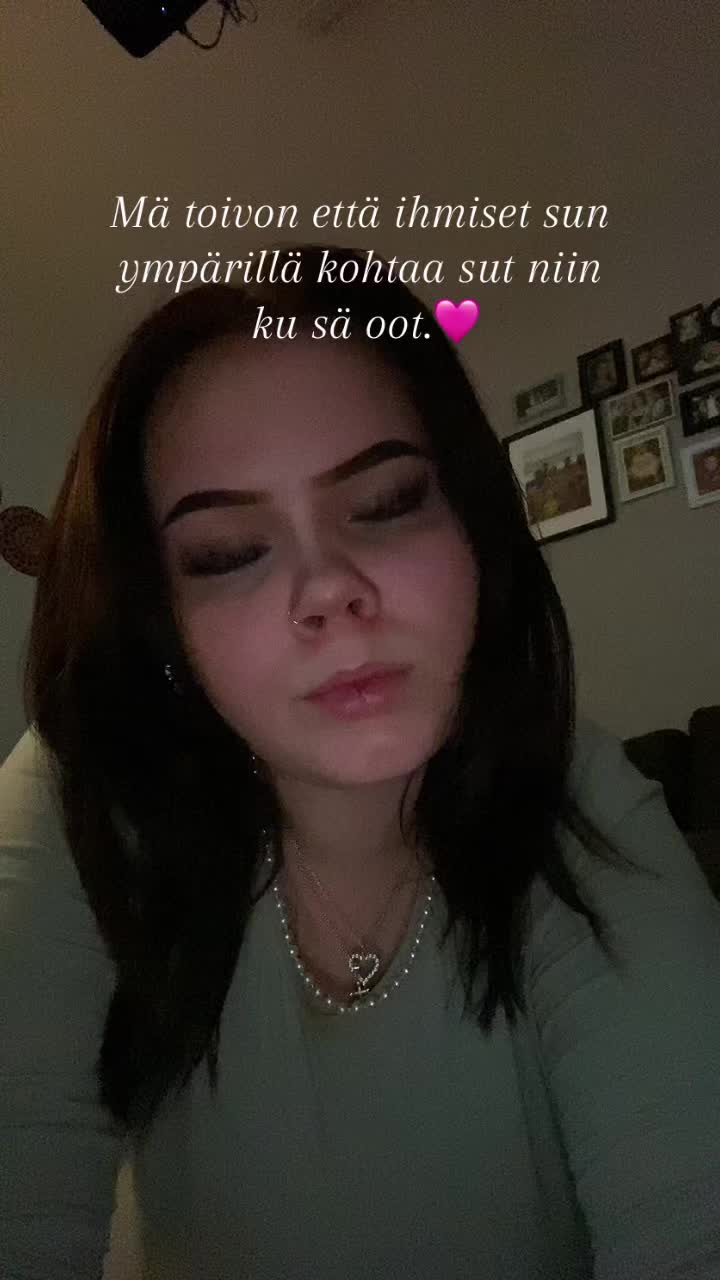 @𝑆𝑜𝑓𝑖𝑎🐰🩷🌸
