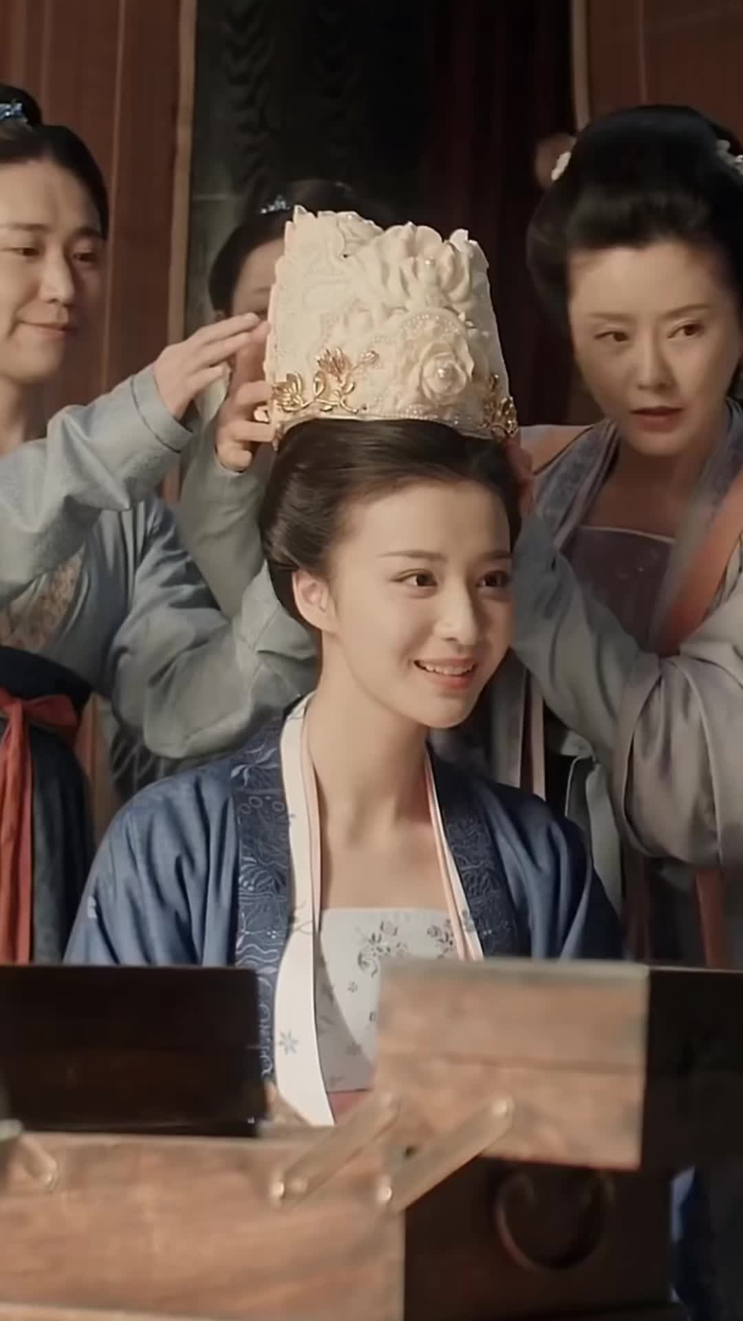 @Ái Tân Giác La Cẩm Ngọc