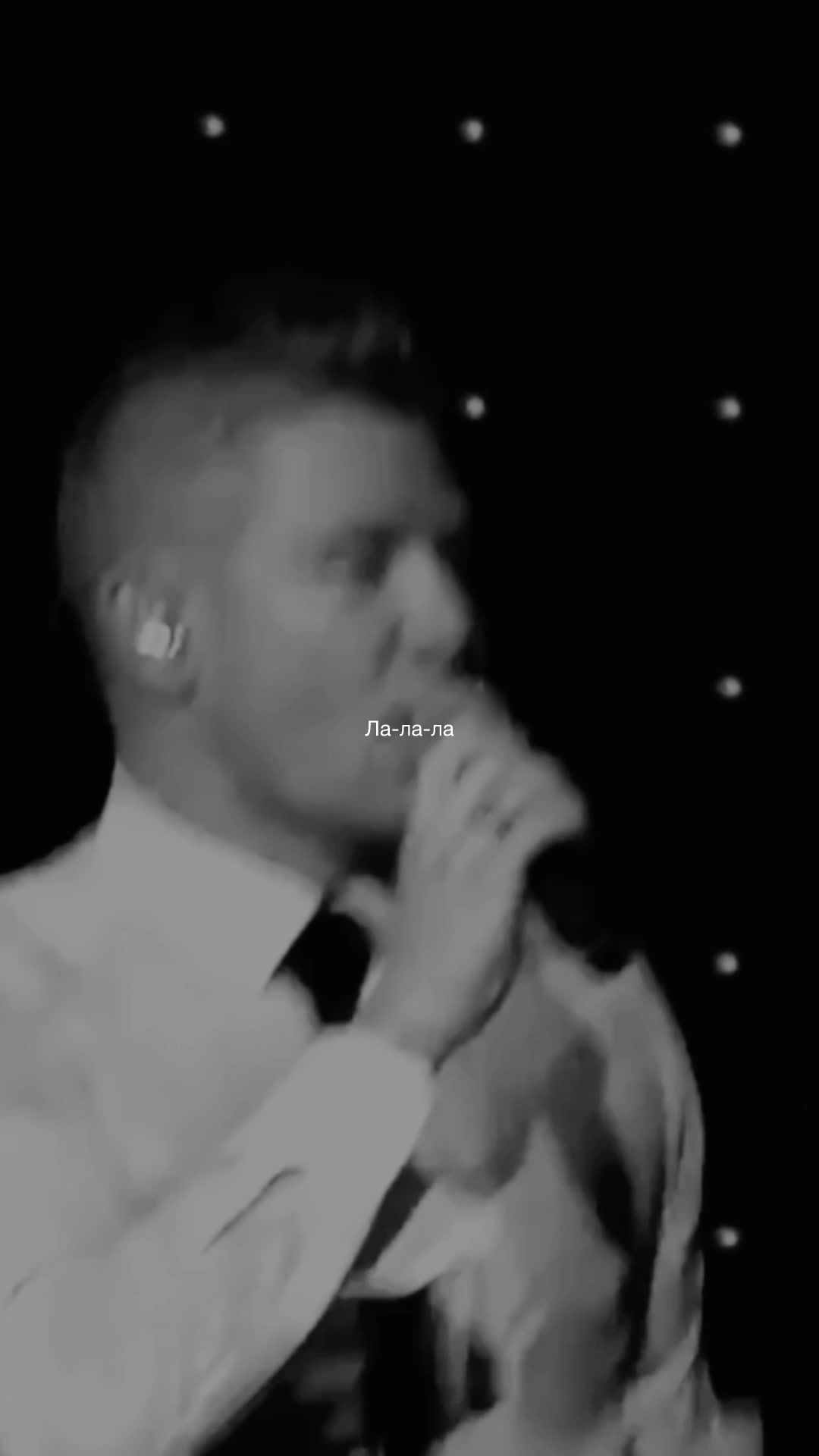 @♫