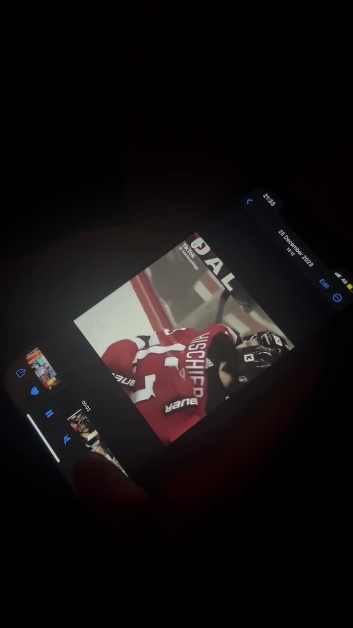 @Beccie 🏒