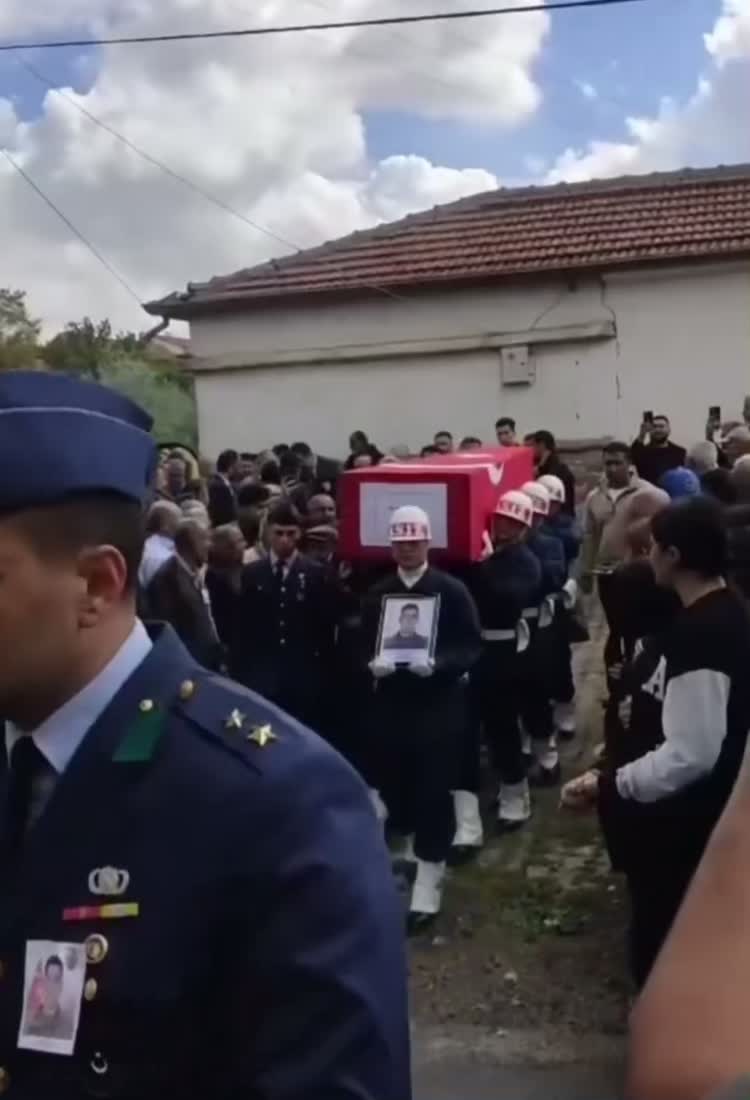 @KARAKAYALI