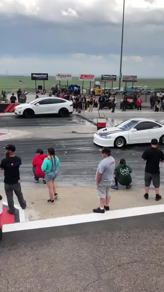 @Drag Racing World