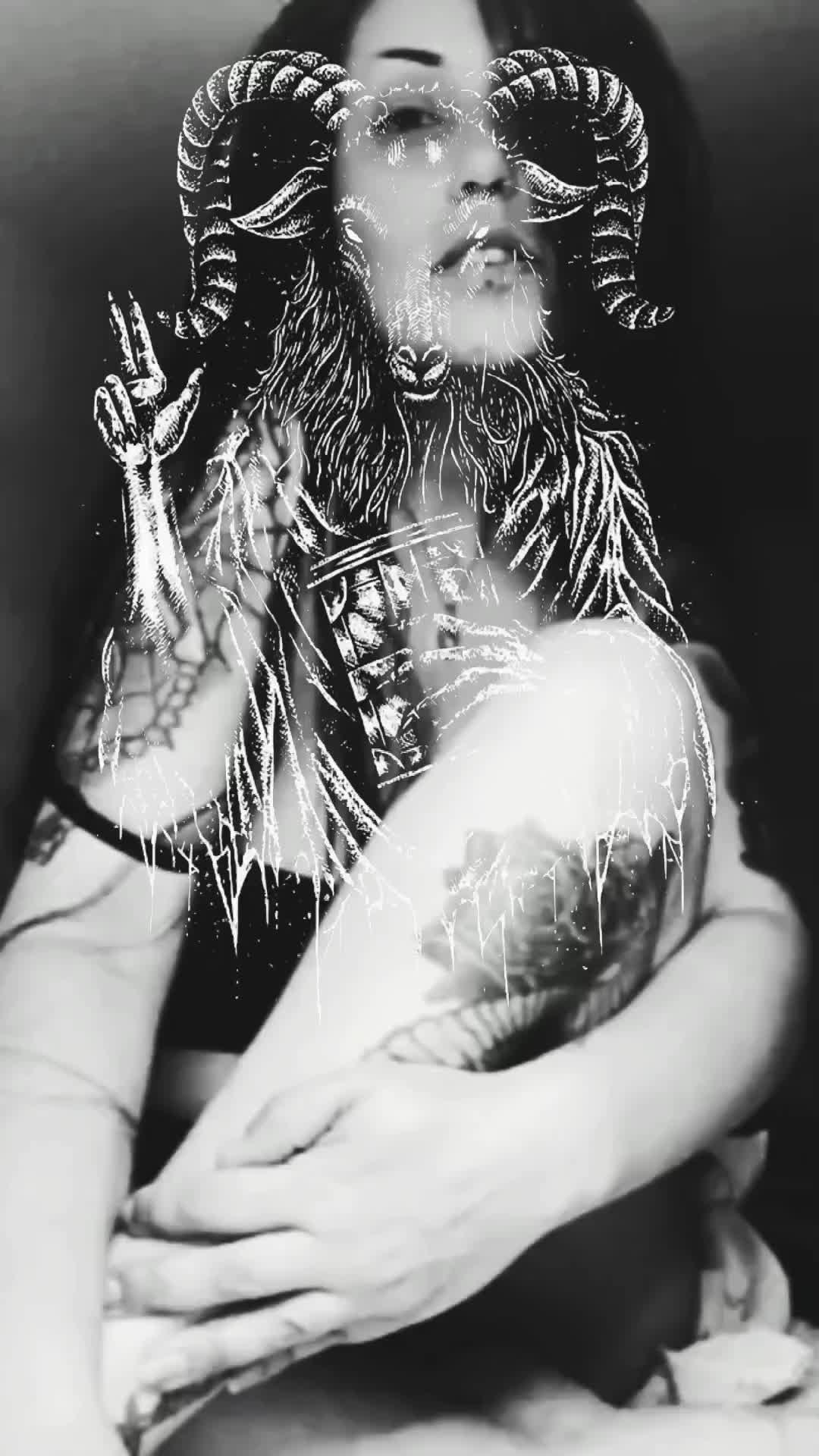 @Madam Doom.Oficial.