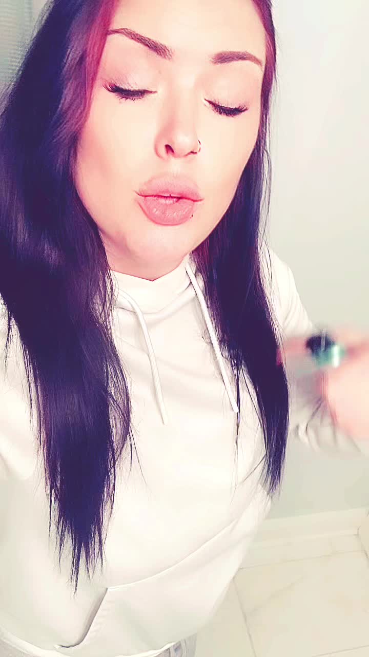 @E M I L Y