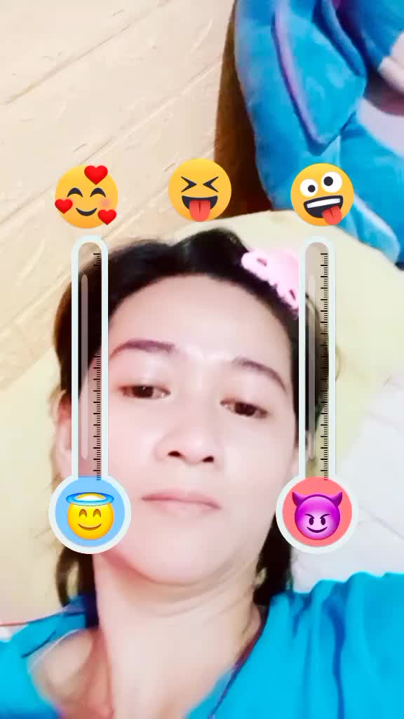 @Zyzie Castro