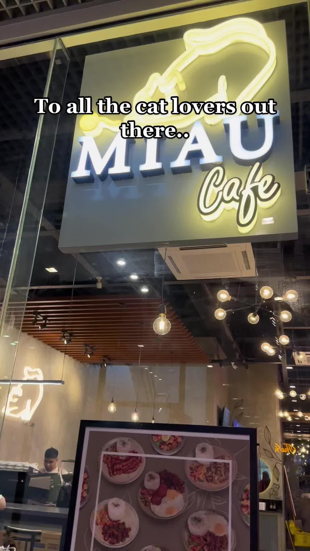 @Maureen | Travel & Lifestyle