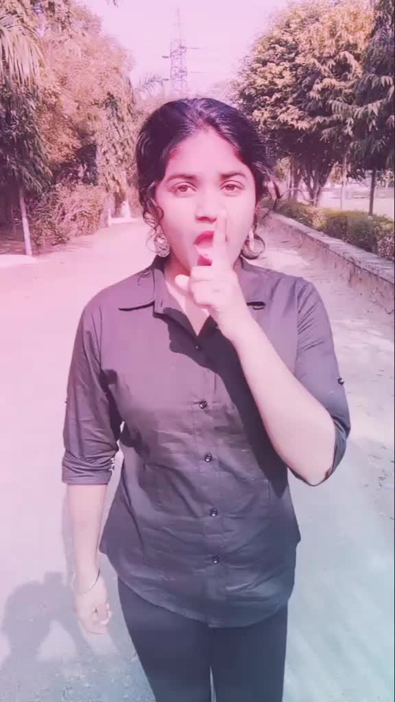 @vanshika saxena ❤️
