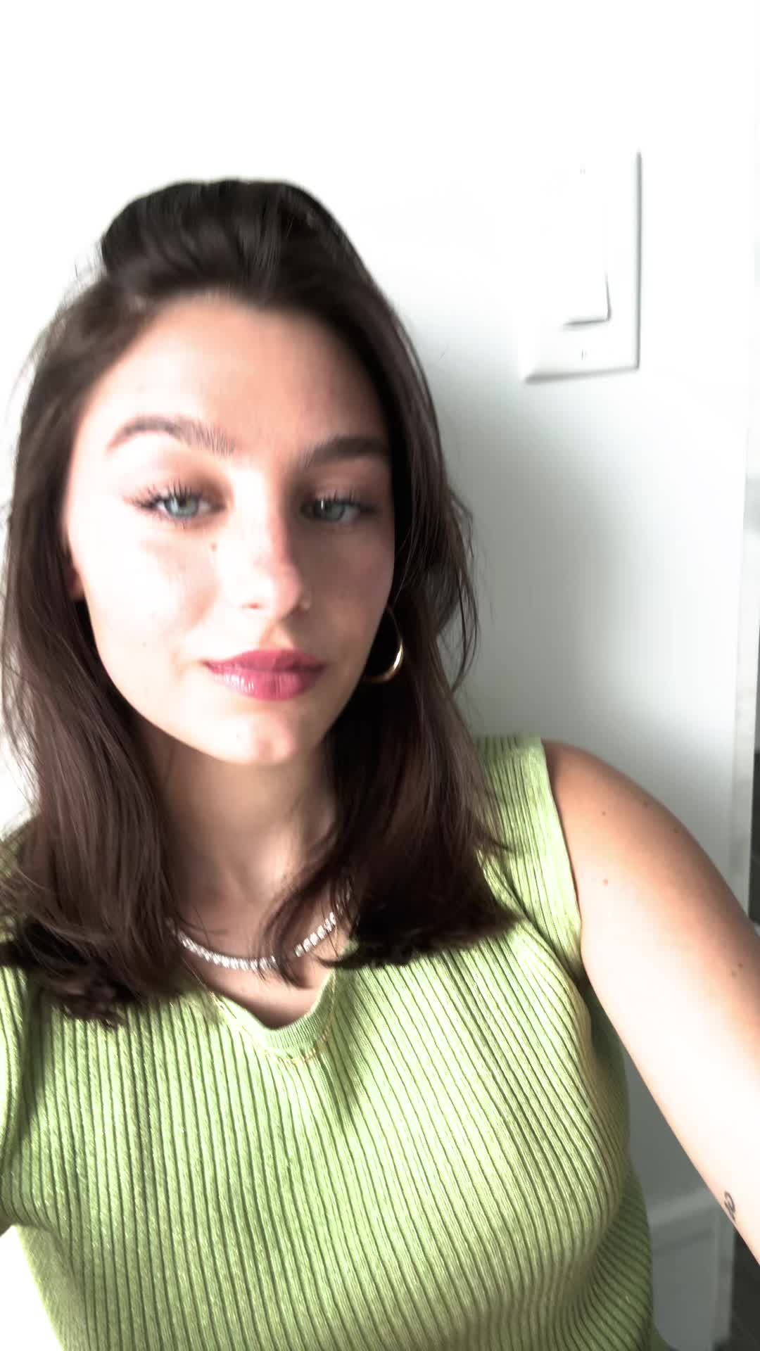 @😎