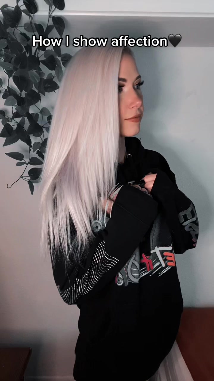 @dyeanddecayaz