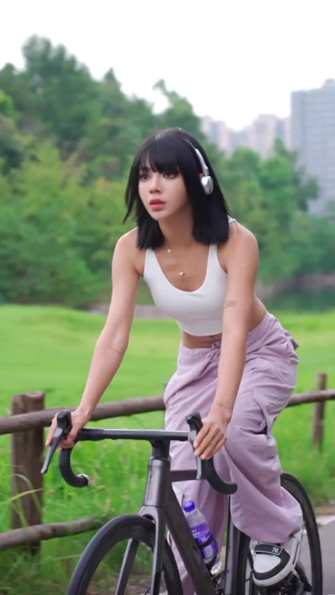 @Jessica Alona🇨🇳