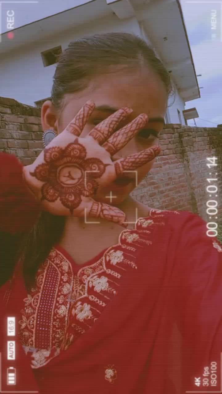 @😘 Supriya 😘