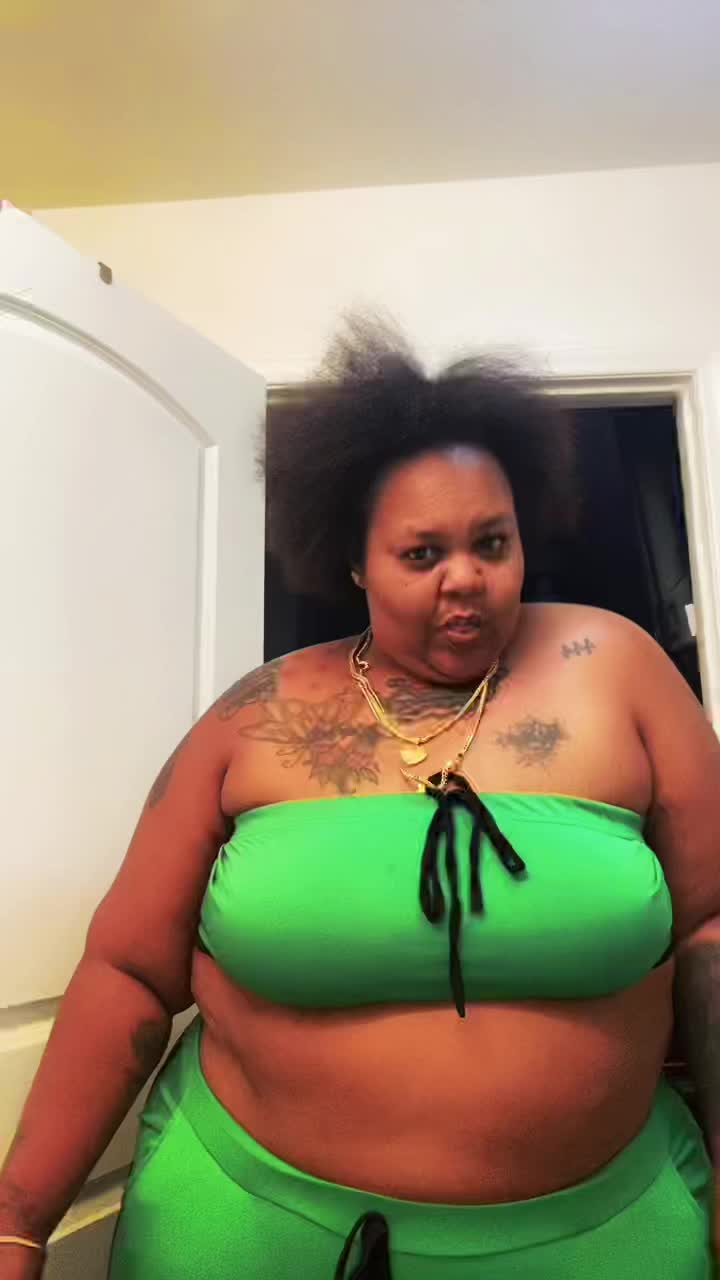 @BiggSexxii #444