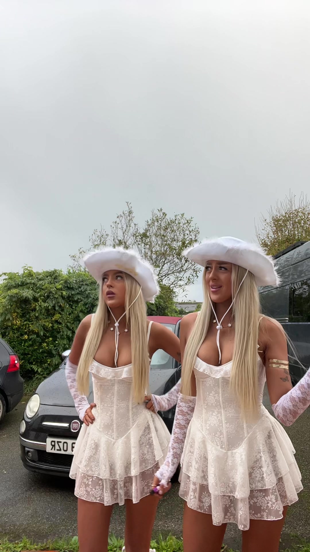 @DarlingTwinsPt.2