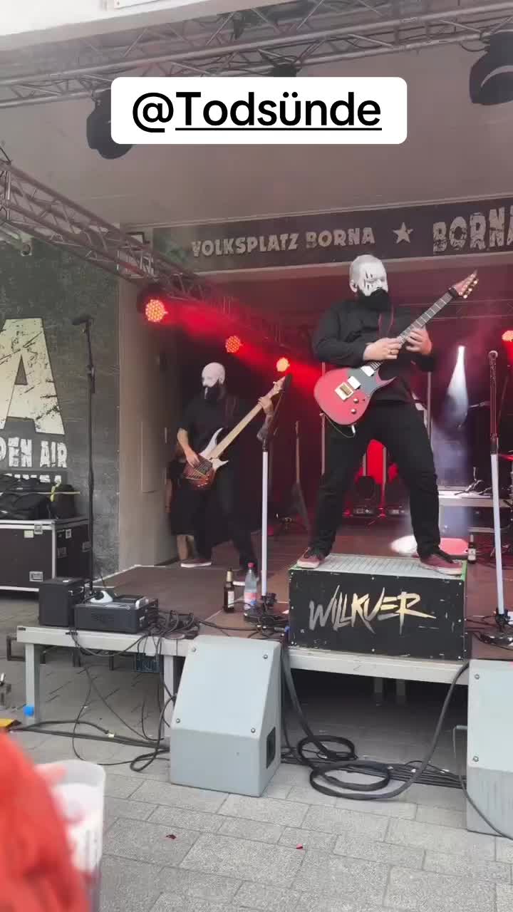 @Falko