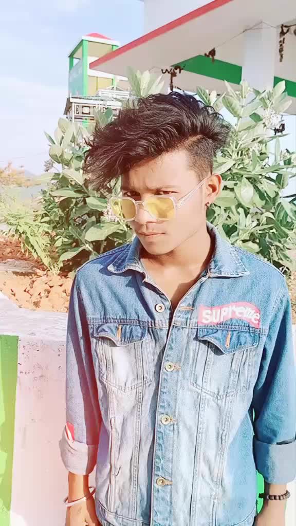 @❤F A M B U R H❤