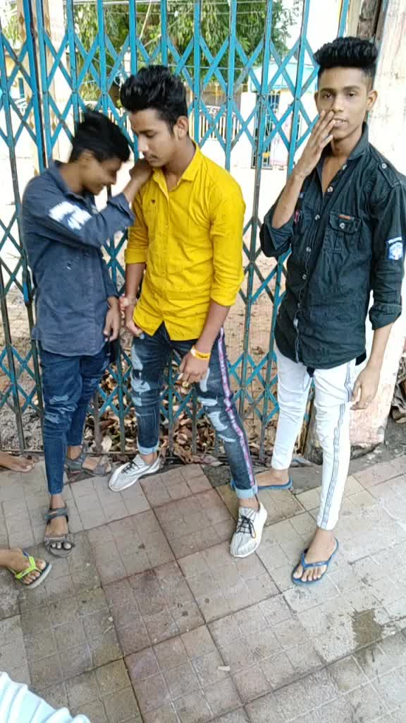 @👑 स्वीट बॉय दिनु 👑