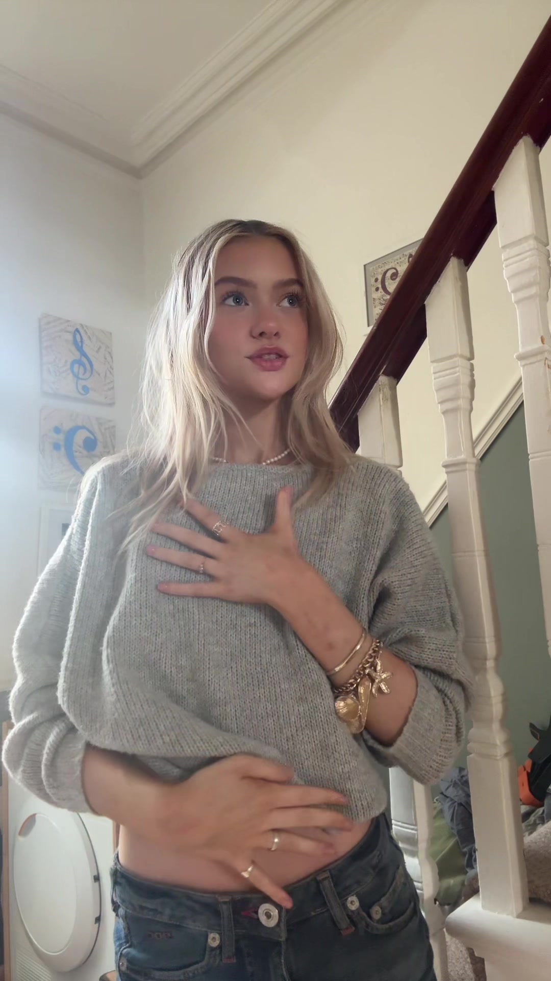 @nu