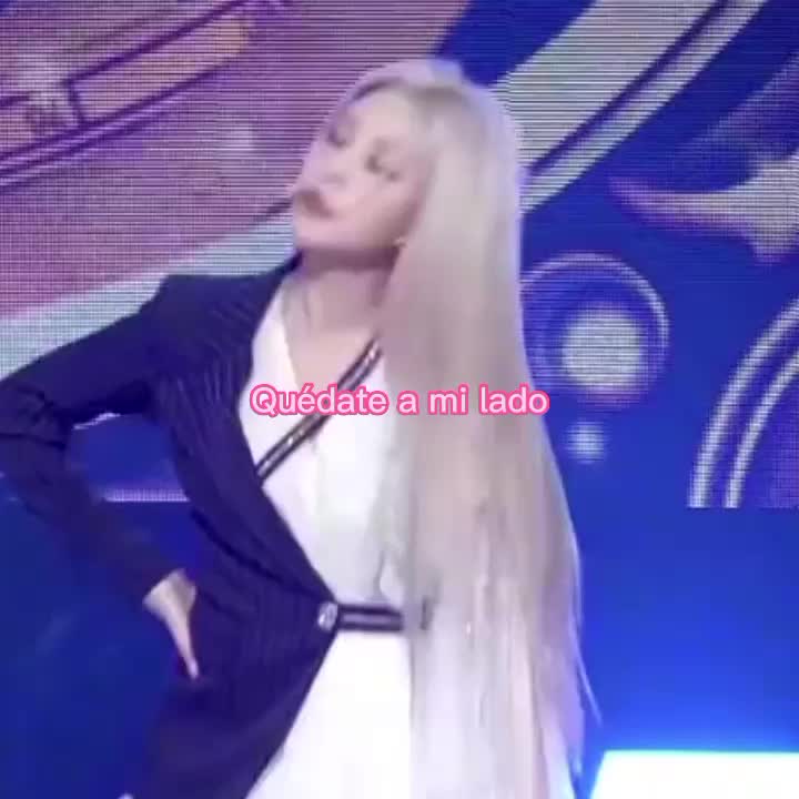 @(>▽<)