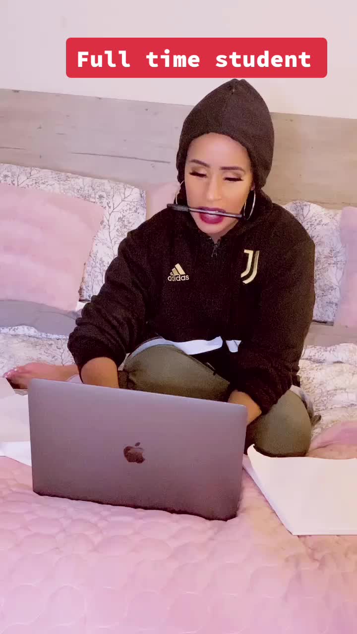 @Miss Mariam🇸🇴🍎