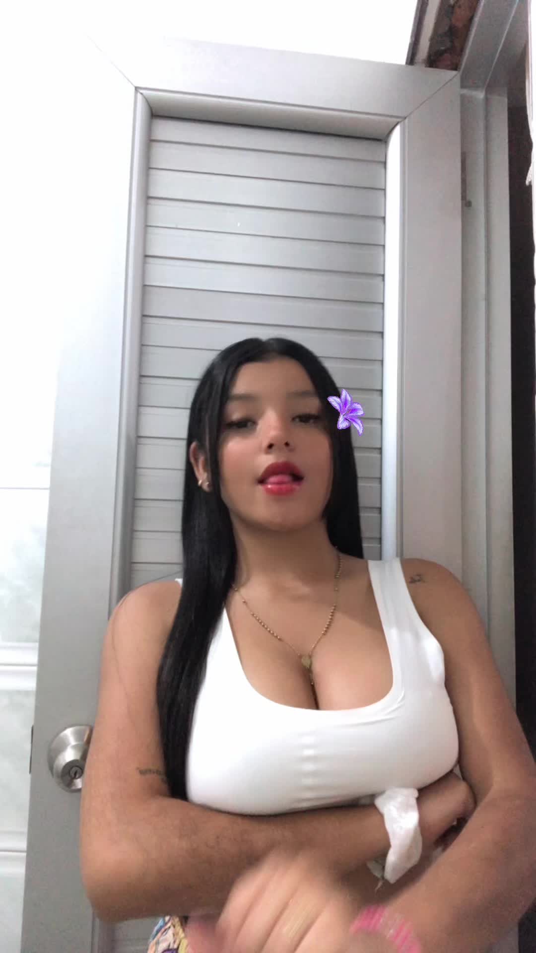 @user99694381177