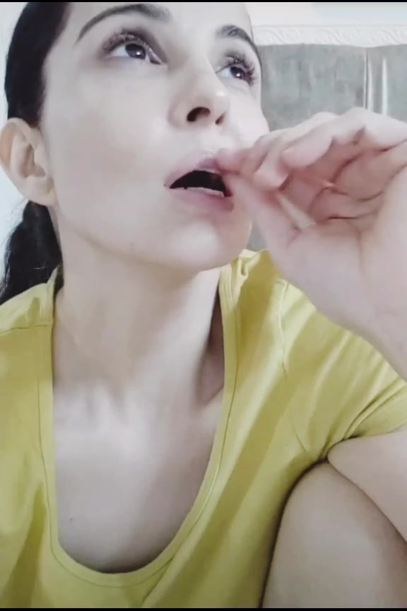 @rukhsarrehman