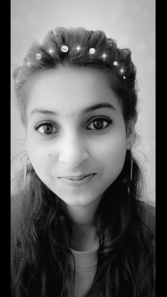 @Nandini singhaniya😍