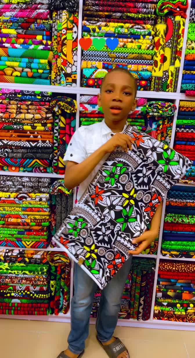 @URSULAR FABRICZ EMPIRE