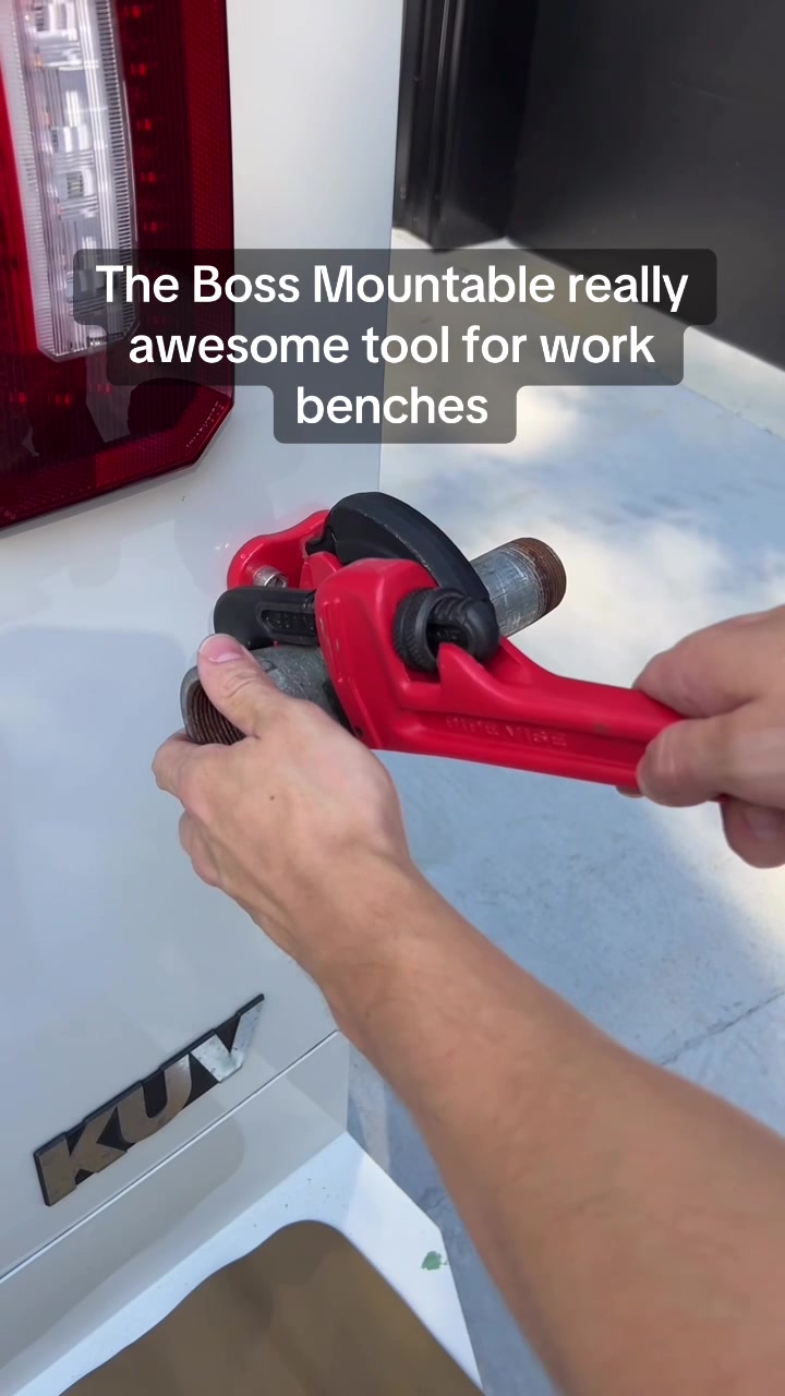 @Pipe Vise